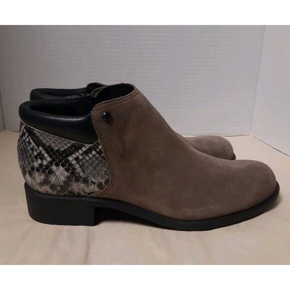 SAS Bethany 10 W‎ Tumbleweed Brown Suede Leather Side Zip Ankle Bootie - Picture 3 of 9